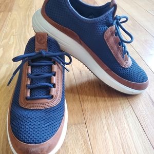 ECCO SOFT RUNNER MENS MESH SNEAKERS